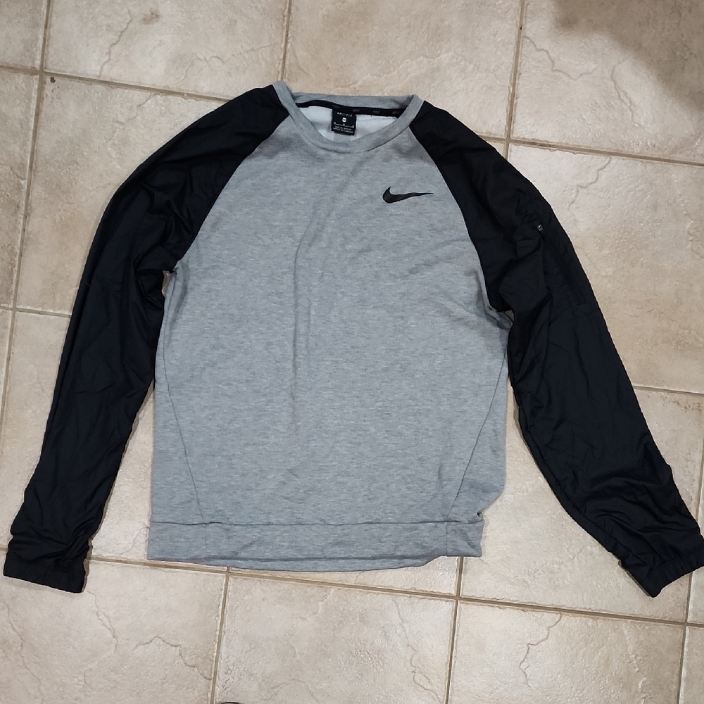 Nike Black and Gray Dri-Fit Sweatshirt
